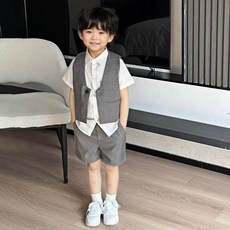 兔巴叮童裝男童西裝馬甲套裝，洋氣男孩小西裝夏季婚禮花童禮服兒童走秀演出服，短袖西裝禮服開學畢業演出服