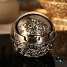 커버 금속 다기능 유럽 복고풍 재떨이 창조적 인 성격, 청공 칭구에 새로운 구형 말, 1개