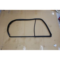 VAG小賴汽車 VW 福斯 GOLF 2 MK2 JETTA 玻璃膠條 外水切 全新, 1個, 駕駛邊 = 前左