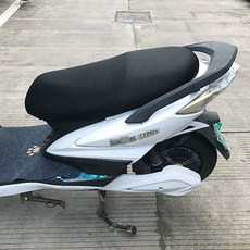 四季可用摩托車3D立體坐墊套 電瓶車防曬隔熱蜂窩網套 卡通印花座套, 1個, 黑色