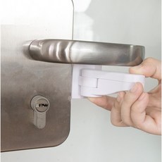 台灣本土貨 防開門鎖 門把安全鎖 門把鎖 門鎖 門擋 防開門檔 安全鎖 衣櫃安全鎖 門把 寶寶防開門 防開門神, 1個, 單入 【現貨】