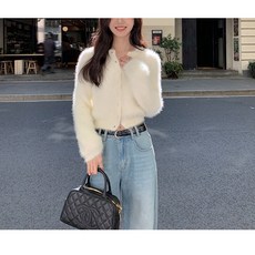 영메이 YM23419 여성 부드러운 크롭 니트 퍼니트 가디건 긴팔티