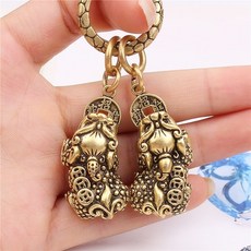 Pixiu 순수 황동 열쇠 고리 자동차 펜던트 남성과 여성을위한 장난감 선물 커플 선물 크리 에이 티브 수제 장식, E