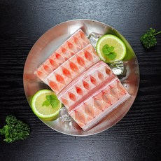 [한정수량 판매] 상어연골 돔배기[상어]뼈 건강식품 애견간식 탕국 육수, 1개, 1kg(한팩)