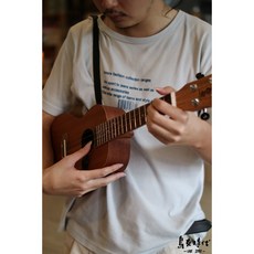 烏克時代 20元超便宜勾式背帶，免鑽孔快速安裝，輔助彈奏減輕負擔