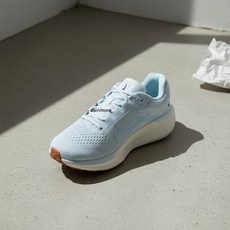 나이키 윈플로 11 여성 러닝화 운동화 FJ9510-107