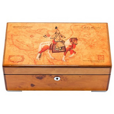 Julie & Co Peach Art 大師級鋼琴彩繪時鐘盒 WB890, 乾隆皇帝閱兵式, 1個