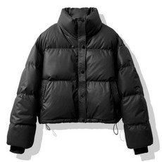 TIMEPURE 겨울 여성용 숏 패딩 짧은 기장과 세련된 디자인의 넥라인이 돋보이는 면패딩 작은 체형에도 어울리는 스타일 숏 다운 패딩 점퍼