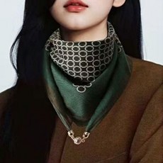 엄마스카프 중년여성 자석 스카프 가을 간절기 50대 미니 매듭없는 스카프