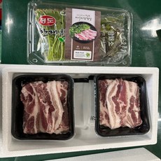 청도 미나리 삼겹살 세트(한돈 + 청도 미나리 한 단 + 쌈 채소), 1세트, 700g