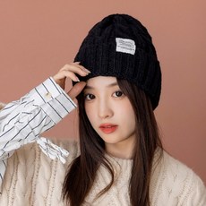 워너픽 꽈배기 니트 비니