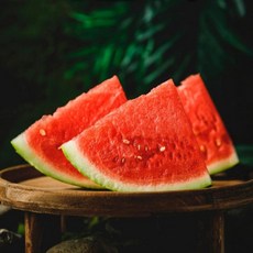 금메달농수산 농가직송 정품 겨울 하우스 수박, 1개, 5~6kg(정품)