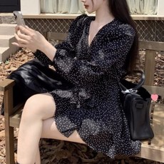 브이넥 도트 랩스타일 미니원피스 슬림핏 사선 쉬폰 봄 가을 겨울 원피스 파티룩 데이트룩 하객룩