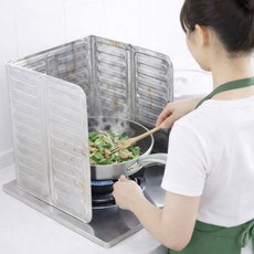 비블럭 가스레인지 가림막 접이식 주방 기름튐 오염 방지 가스렌지 가드 캠핑 바람 막이, 4개