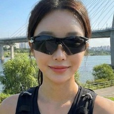온피크 초경량 편광 러닝선글라스 UV400 자외선차단 TR90프레임 스포츠고글, 블랙 프레임 / 그레이, 편광렌즈 , P40, 1개