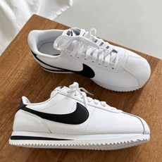 매장정품 NIKE 나이키 코르테즈 레더 여성 운동화 데일리룩 여친선물 (코르테즈 GS 아님)