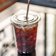 [세트] 국내생산 92파이 490ml(16온스) 투명 아이스컵+뚜껑 100개 세트/테이크아웃, 92파이16온스컵100개+92파이 평뚜껑100개, 1세트