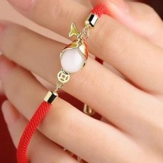 AKIPANDA 여성 행운의 붉은 비단 끈 물고기 팔찌