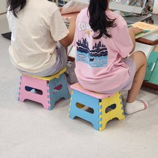 안전잠금 접이식 의자 간이 미니의자 플라스틱 소형 발받침 스툴 체어, 핑크, 2개