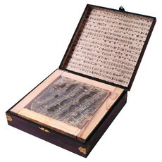 푸드공작소 국내산 토종꿀 벌집꿀 2.0kg 선물세트(고가구상자포장), 2.0kg(고가구상자포장), 1개