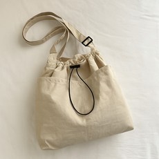 이노머스 초경량 크로스백 여성숄더백