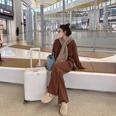 Asure 여성투피스 니트셋업 상하세트 V넥스웨터+니트바지