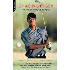 Chasing Tiger: The Tiger Woods Reader Paperback, Da Capo Press