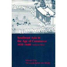 Southeast Asia in the Age of Commerce 1450-1680: Volume One: The Lands Below the Winds (Revised) Paperback, Yale University Press