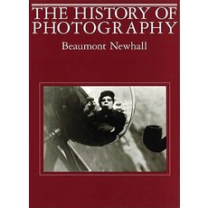The History of Photography: Fifth Edition Paperback, Museum of Modern Art