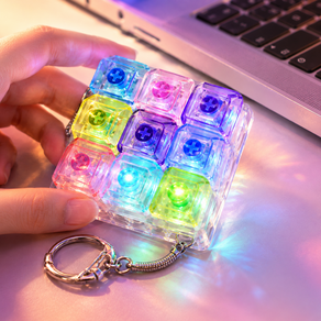 Kelvix 크리스탈 레인보우 LED 키캡 키링 키보드 클릭커 키홀더