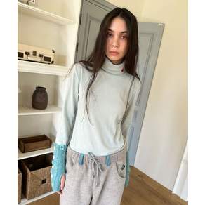 헤레틱 HERETIC BUTTON TURTLE NECK / mint