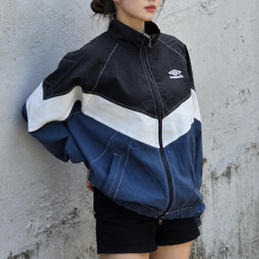 엄브로 바람막이 스트릿 로고 자켓 26FW + 보관파우치
