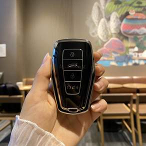 리치카 르노 그랑콜레오스 키케이스 2026 신상디자인