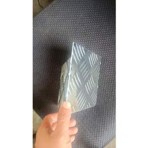 알루미늄철판 무늬강판 발판 미끄럼방지 패턴 디딤판 체크 철판 계단 강판 작업 공구 도구