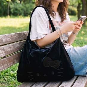 ALOHA 헬로키티 데일리 에코백 블랙 힙색