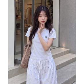 무아무아 스티치로고 크롭 반팔티셔츠 4color