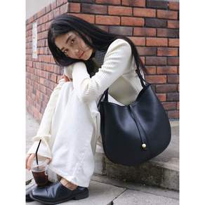 Ova Hobo Bag [Black]