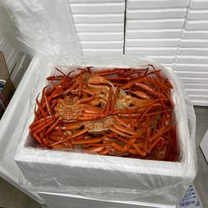 200명 홍게 한박스 공짜로 더 얹혀서 보내드려요. 4kg + 4kg 총 8kg