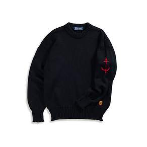 Guernsey Woollens 크루넥 홀가먼트 스웨터 - 블랙