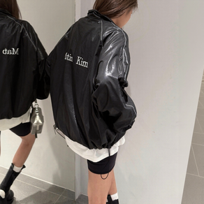 마뗑킴 바람막이 유광 코팅 우븐 집업 자켓 루즈핏 COCOBLANK양말포함