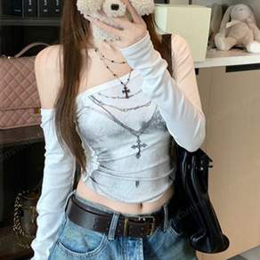 cammello 여성 다크체인 프린팅 언발 오프숄더 크롭티 슬림핏 긴팔 티셔츠 Y2K