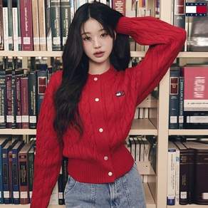매장정품 TOMMY JEANS 타미진스 여성 오버핏 스몰뱃지 니트 케이블 가디건 T32G6KCD10TWT2-B 2108540