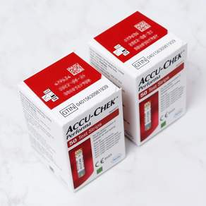 로슈 아큐첵 퍼포마 혈당시험지 50개입 x 2p + 호환 채혈침 50개입 x 2p 세트