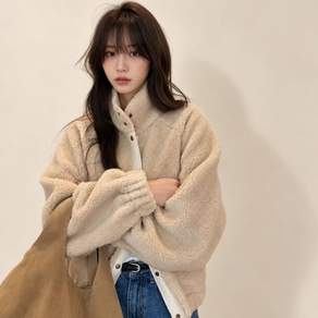 어랜 여성 Cozy fit pocket 포근한 플리스자켓 베이지