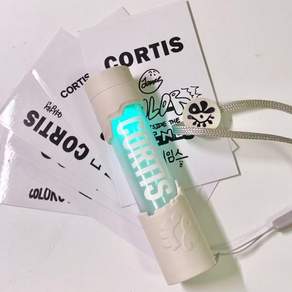 마켓이지 CORTIS 코르티스 굿즈 미니 응원봉 가방 장식 형광 스틱