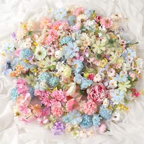 50Pcs 미니 무작위 믹스 인공 꽃 실크 가짜 홈 장식 DIY 공예 선물 액세서리 신부 웨딩