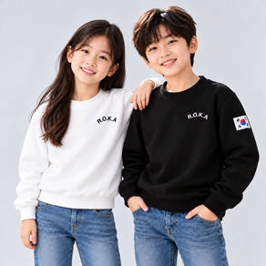 갓핸즈아동 쭈리 맨투맨 티셔츠 ROKA 로카 라운드넥 긴팔 상의 가슴 로고 프린팅 소매 태극기 남아 여아 주니어 초등학생 캐주얼 등원룩 봄가을 데일리 실내복 후드