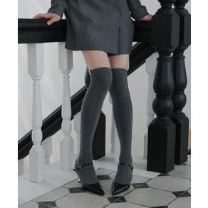 마우솔레움 MAU SOLEUM Knee High Labeled Socks - Grey Black