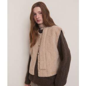 ADAUL Suede button fleece muffler vest set - ash beige