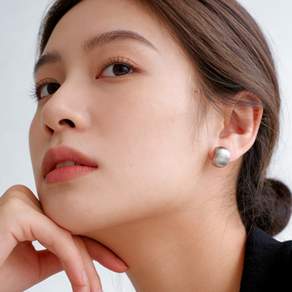 온도비움 여성 귀찌 무광 볼드 클립형 귀걸이